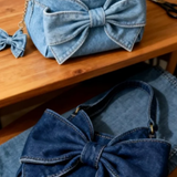Anita – retro stiliaus rankinė su kaspinu – produkto nuotrauka 5