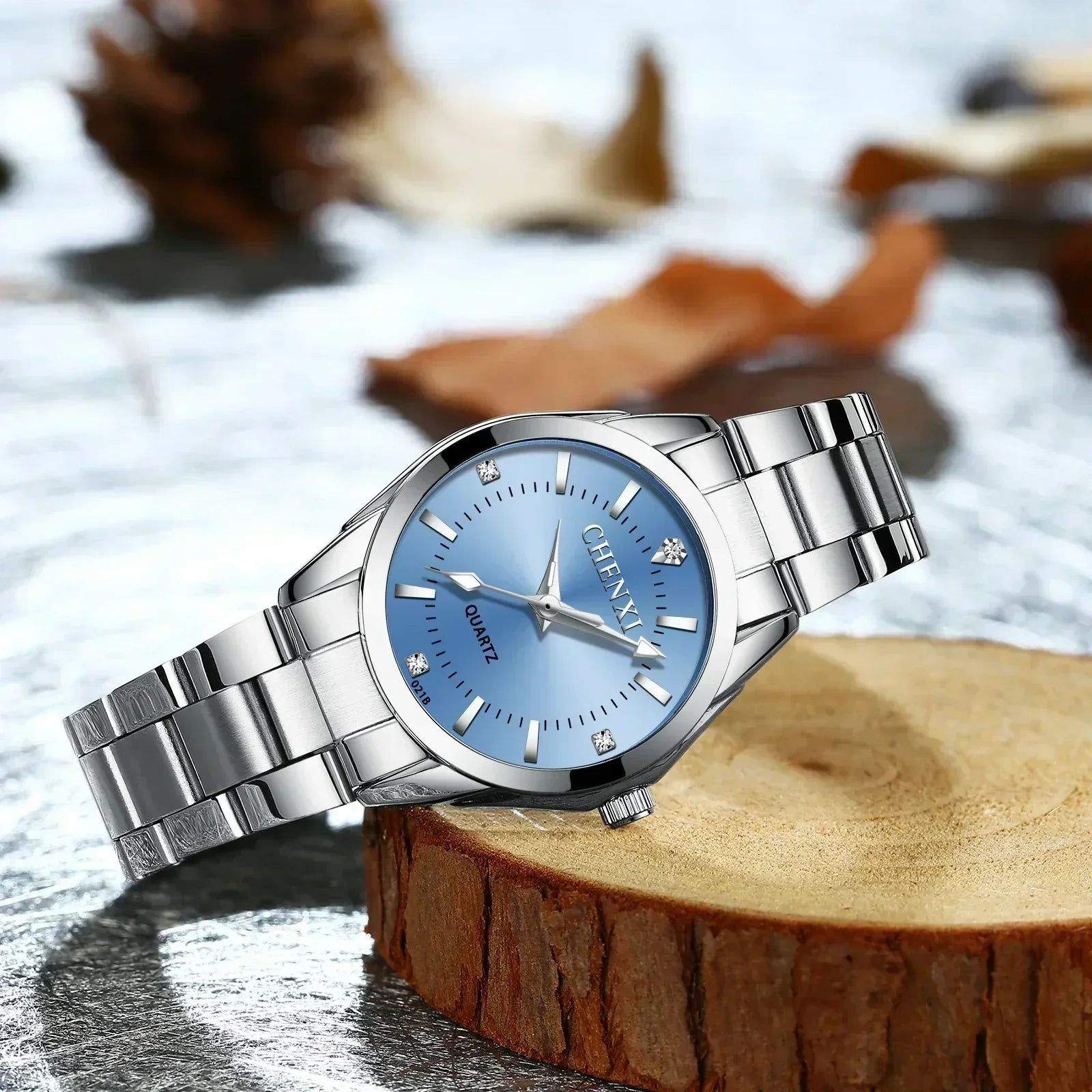 ELYNA Elegance – minimalistinis moteriškas laikrodis – produkto nuotrauka 3
